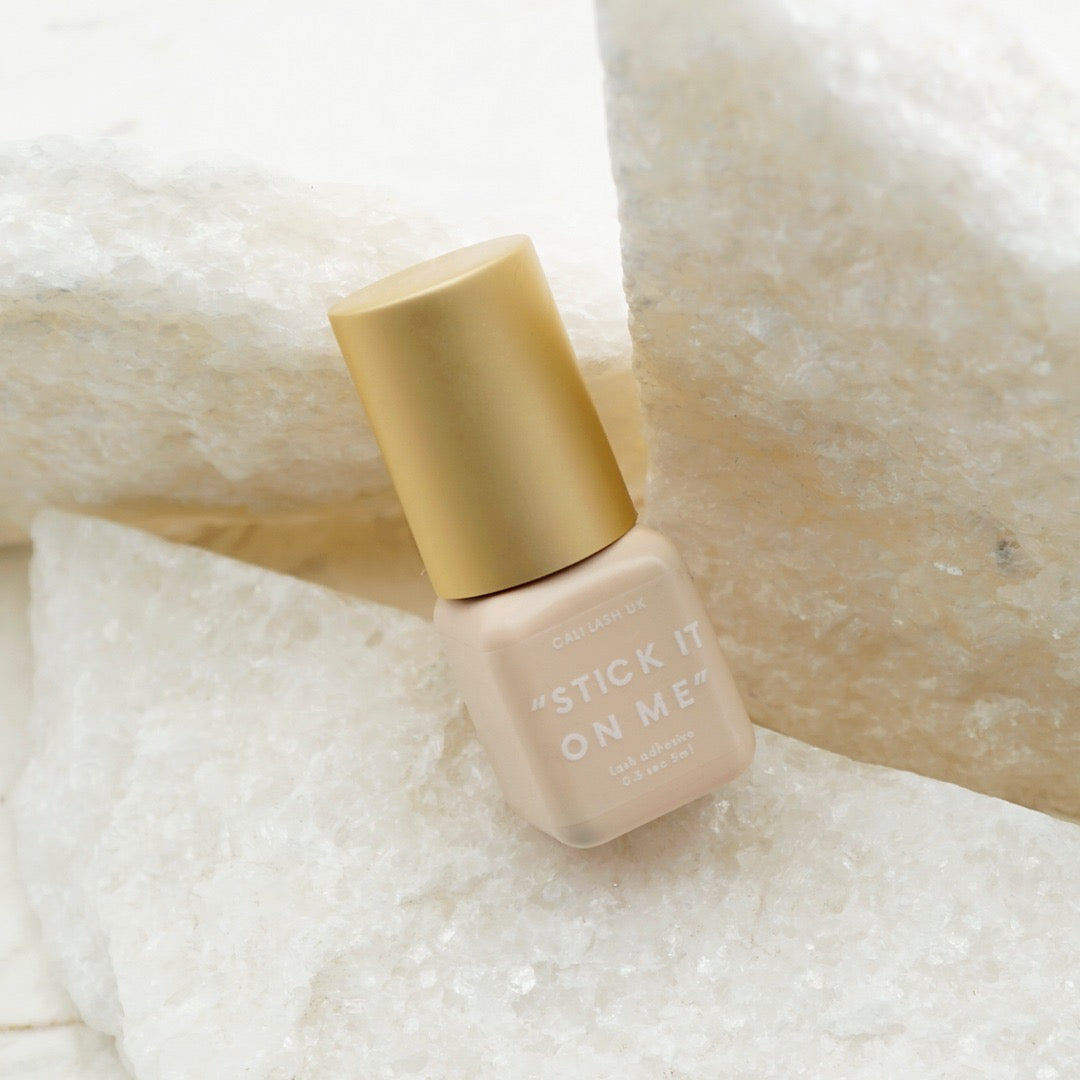 “STICK IT ON ME” lash adhesive